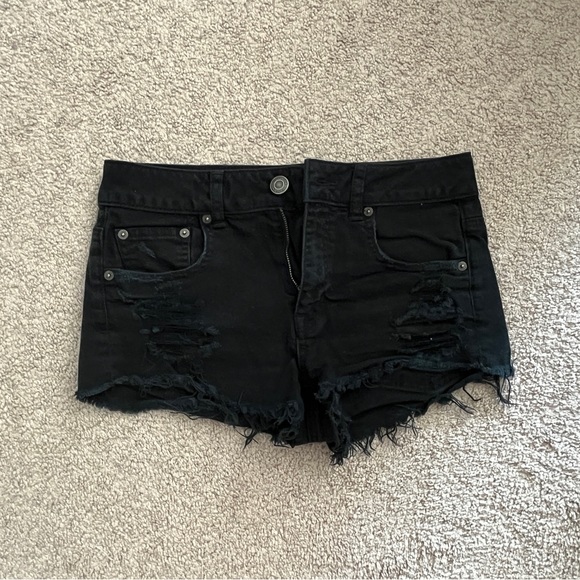 AE Black Jean Shorts - Picture 3 of 4